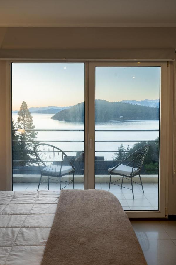 Nbh Lacus Boutique Hotel San Carlos de Bariloche Eksteriør billede