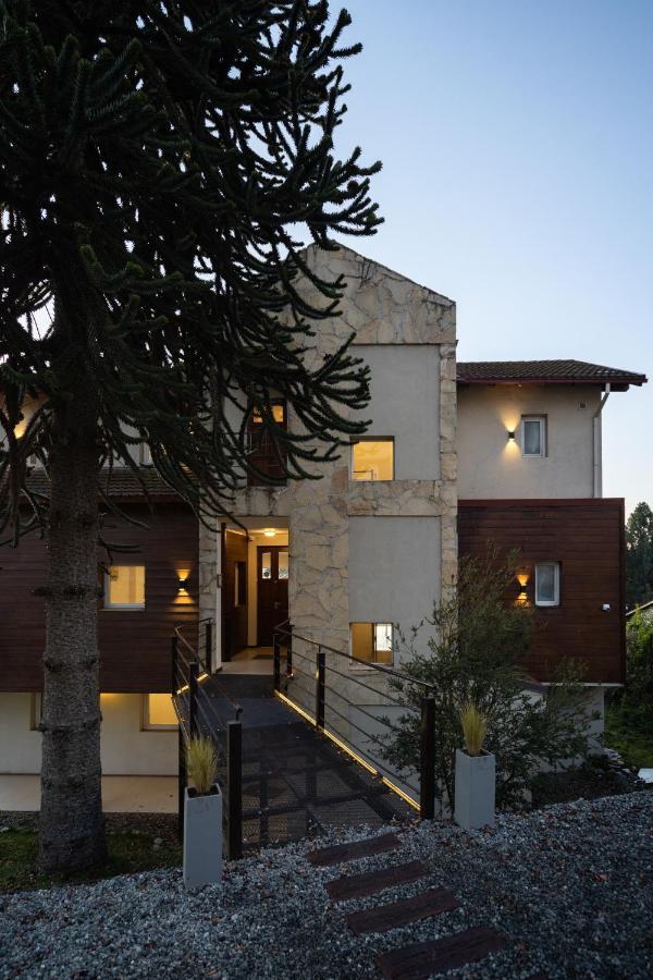 Nbh Lacus Boutique Hotel San Carlos de Bariloche Eksteriør billede