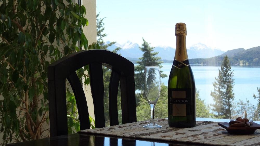 Nbh Lacus Boutique Hotel San Carlos de Bariloche Eksteriør billede