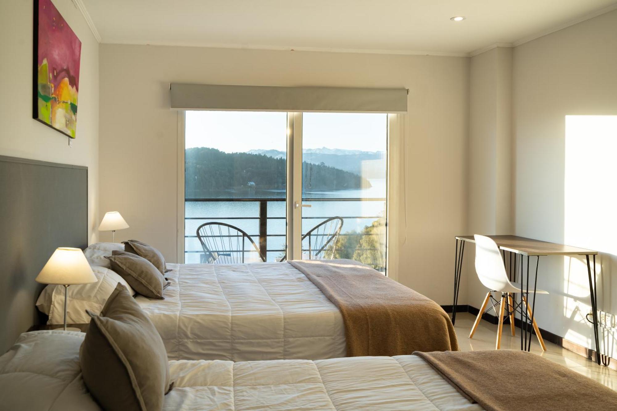 Nbh Lacus Boutique Hotel San Carlos de Bariloche Eksteriør billede